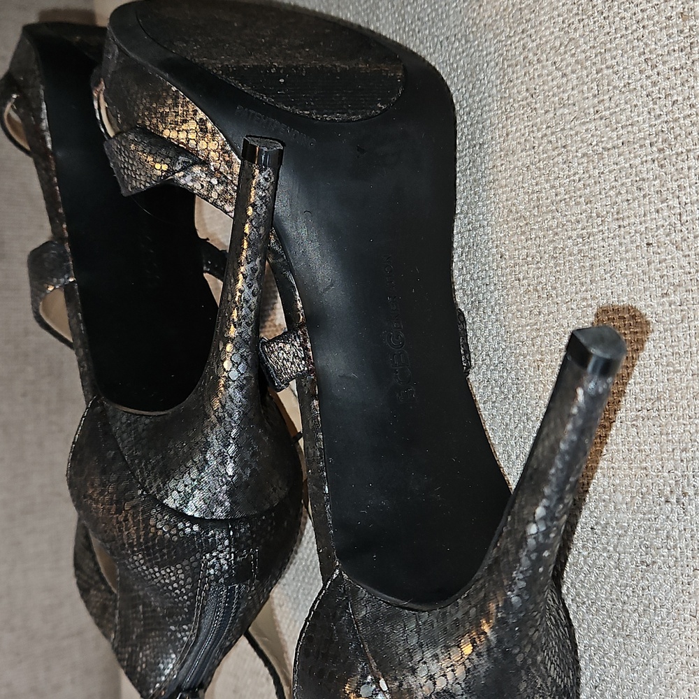 BCBGeneration Snakeskin Platforms - Picture 6 of 7
